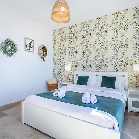Townhouse Eden - Sea View Terrace, Pools And Bbq Vakantiehuis Puerto de Santiago (Tenerife)