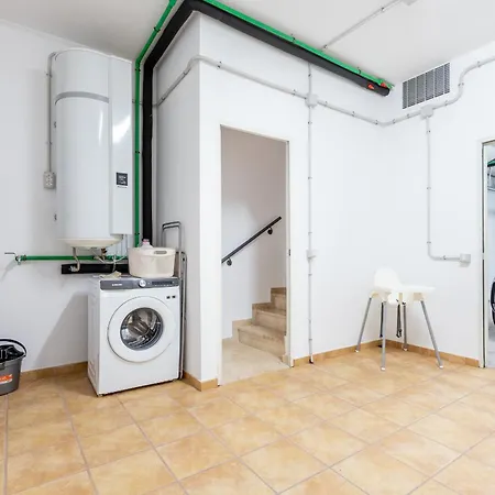 Townhouse Eden - Sea View Terrace, Pools And Bbq Vakantiehuis